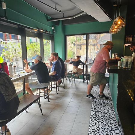 Mad Monkey Manila Hostel Μακάτι Εξωτερικό φωτογραφία