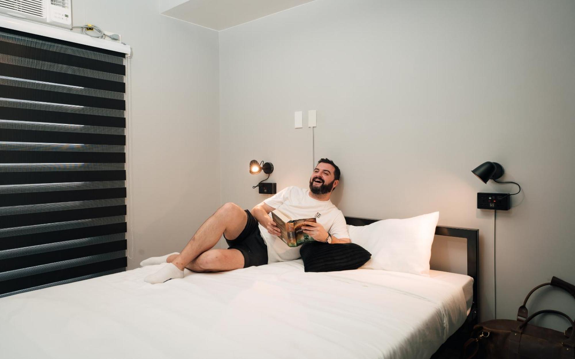 Mad Monkey Manila Hostel Μακάτι Εξωτερικό φωτογραφία