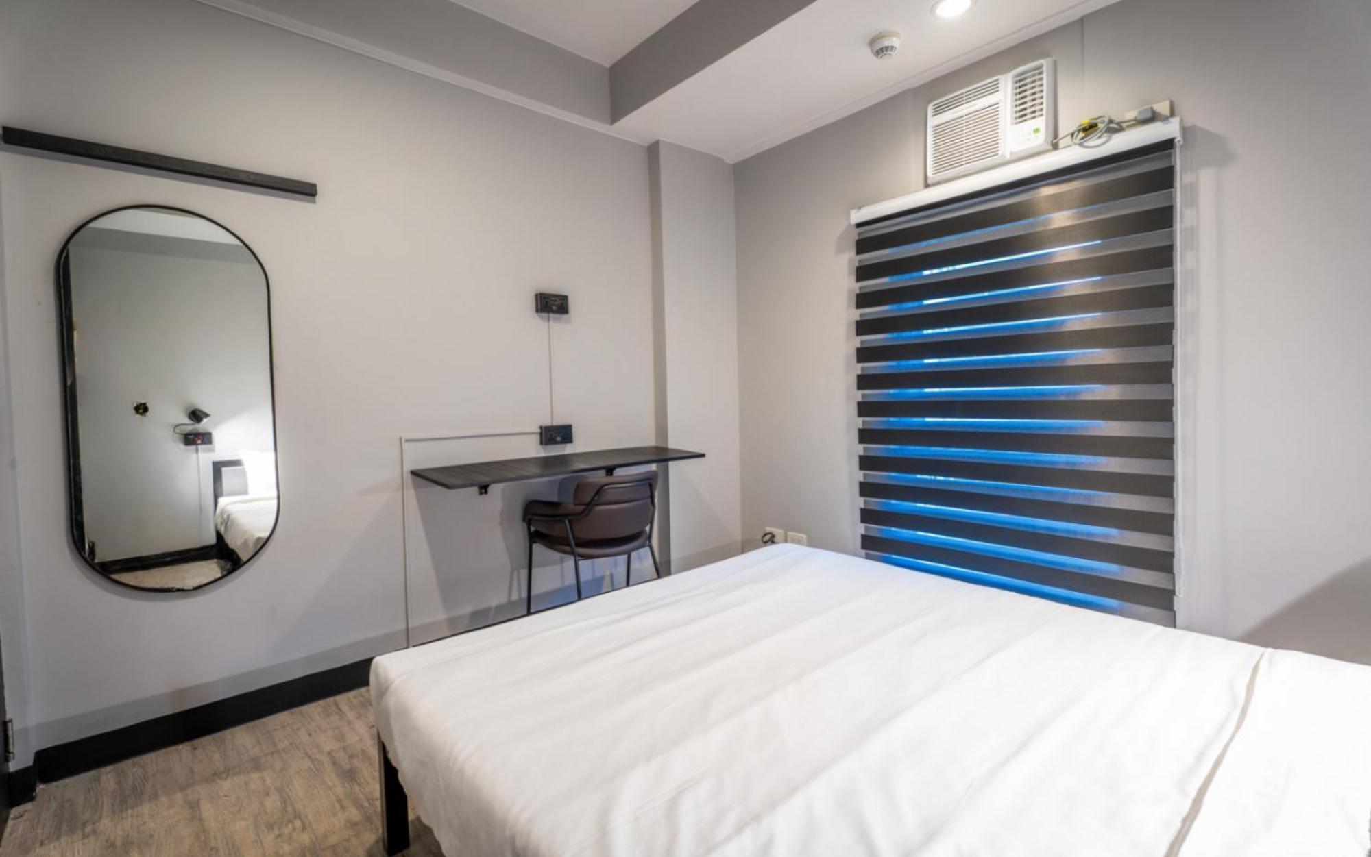 Mad Monkey Manila Hostel Μακάτι Εξωτερικό φωτογραφία