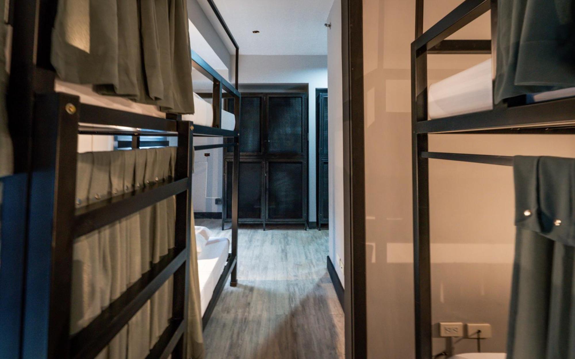 Mad Monkey Manila Hostel Μακάτι Εξωτερικό φωτογραφία
