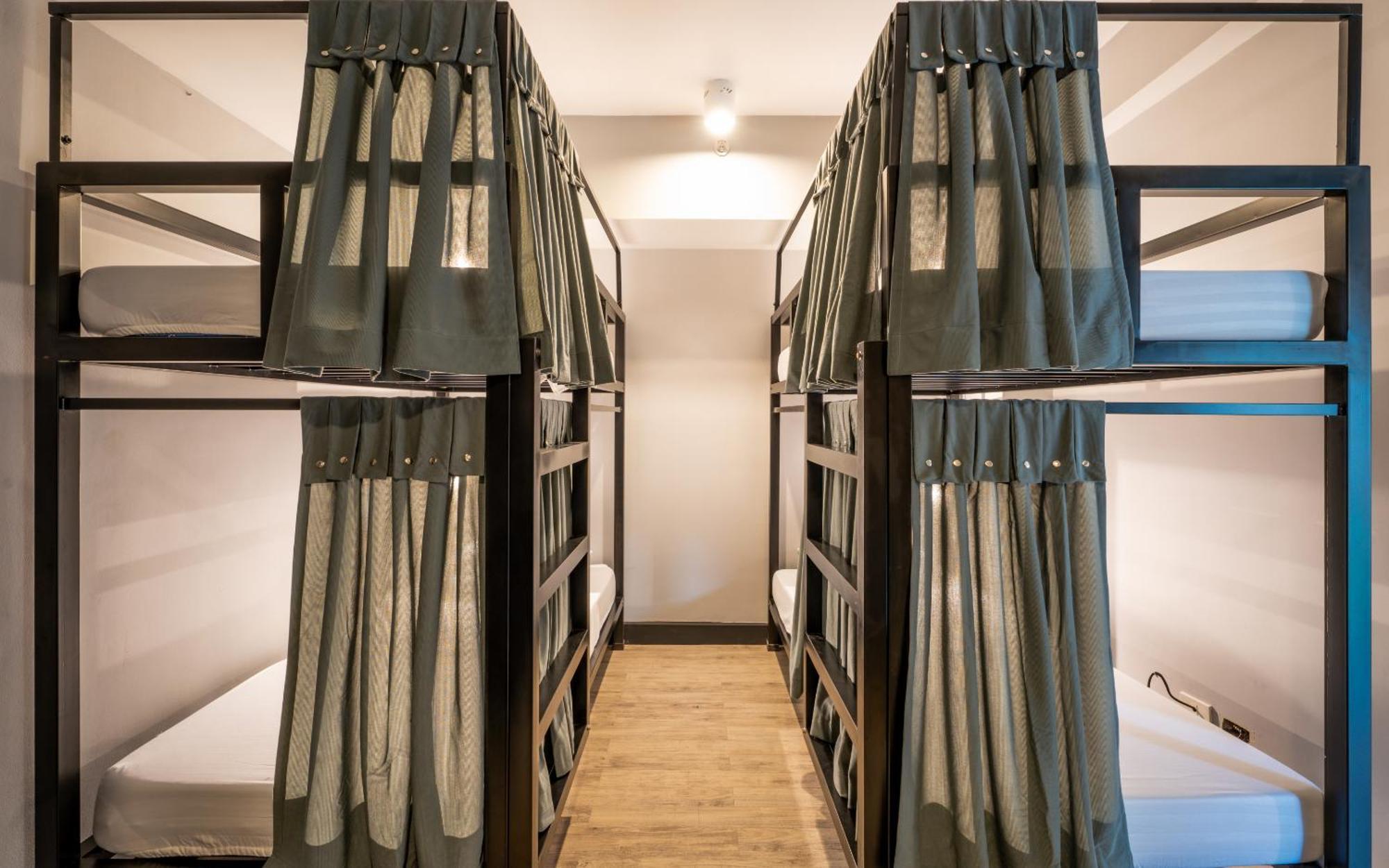 Mad Monkey Manila Hostel Μακάτι Εξωτερικό φωτογραφία