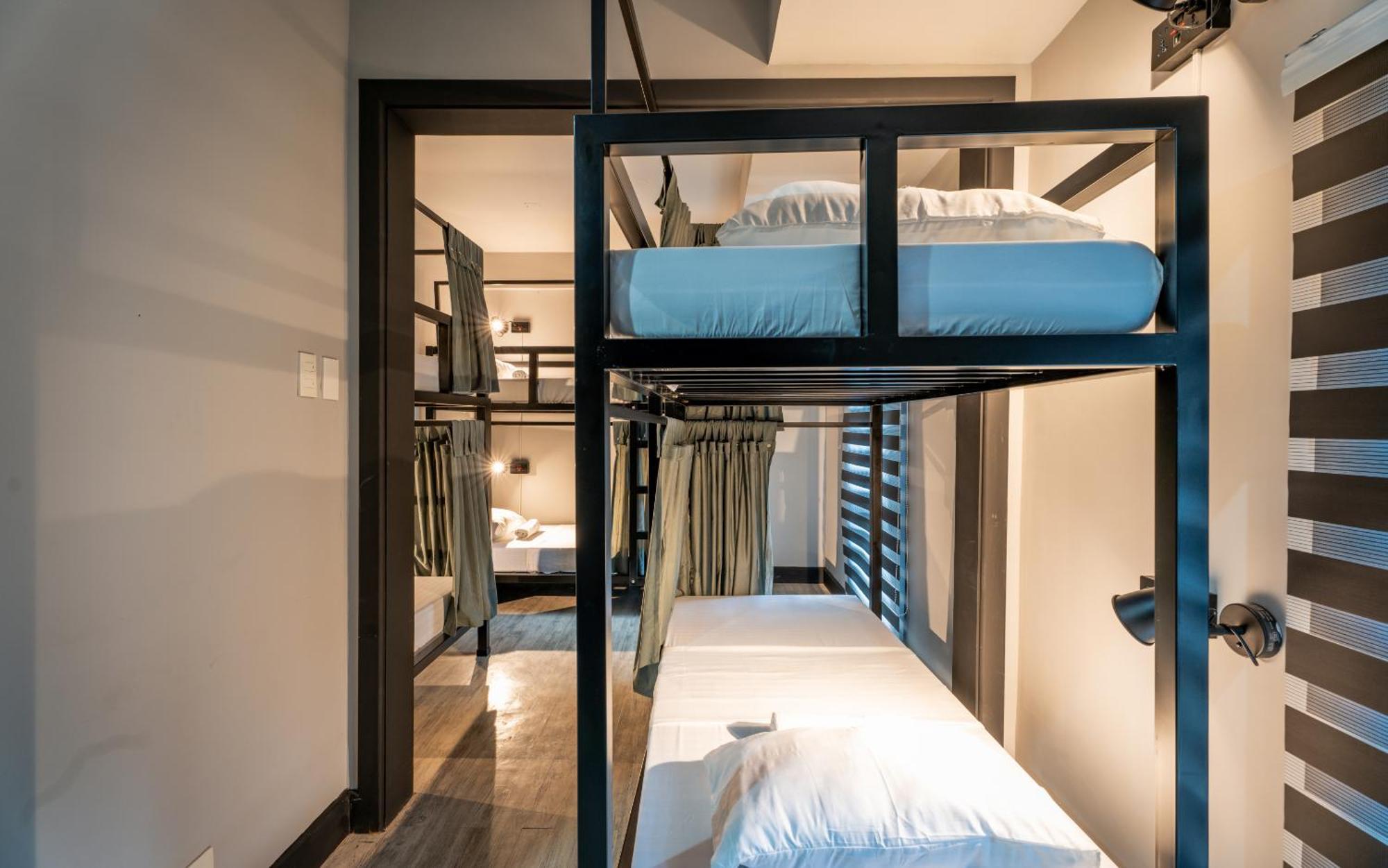 Mad Monkey Manila Hostel Μακάτι Εξωτερικό φωτογραφία