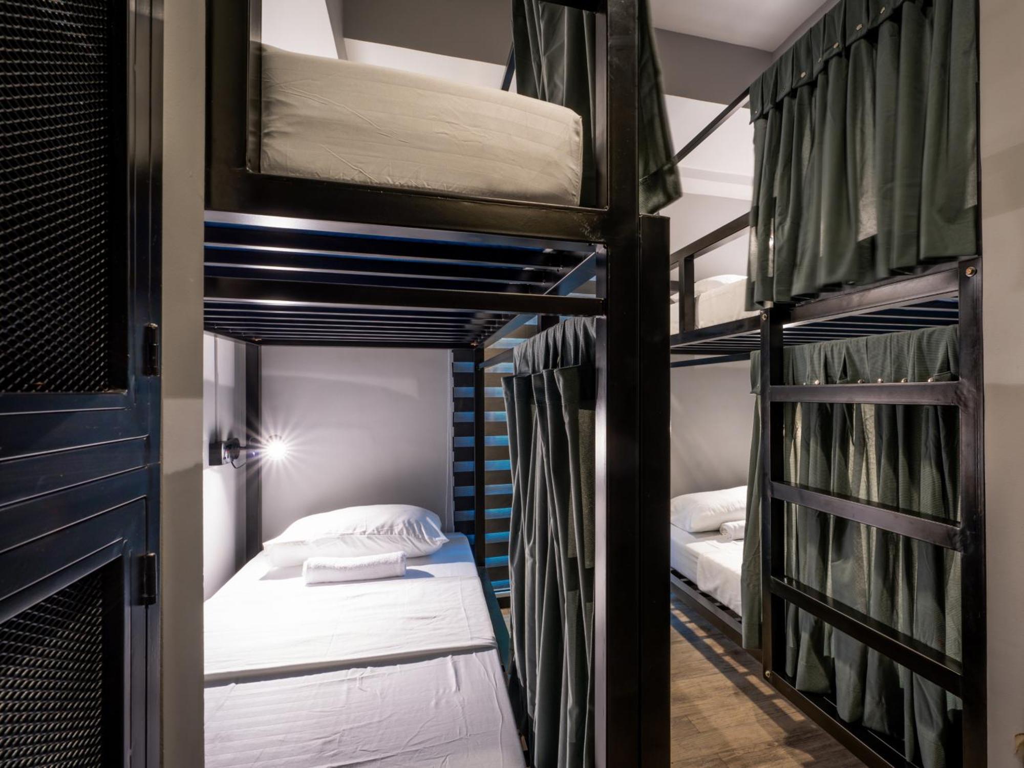 Mad Monkey Manila Hostel Μακάτι Εξωτερικό φωτογραφία