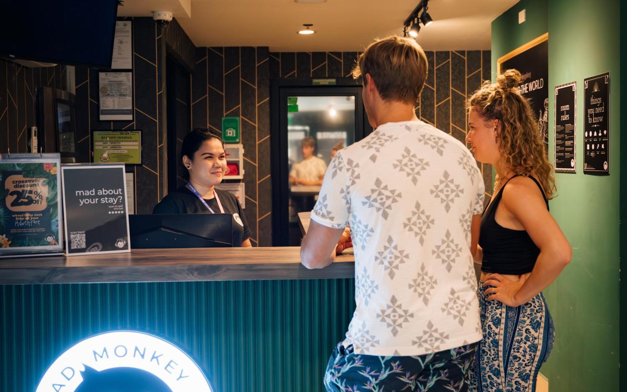 Mad Monkey Manila Hostel Μακάτι Εξωτερικό φωτογραφία