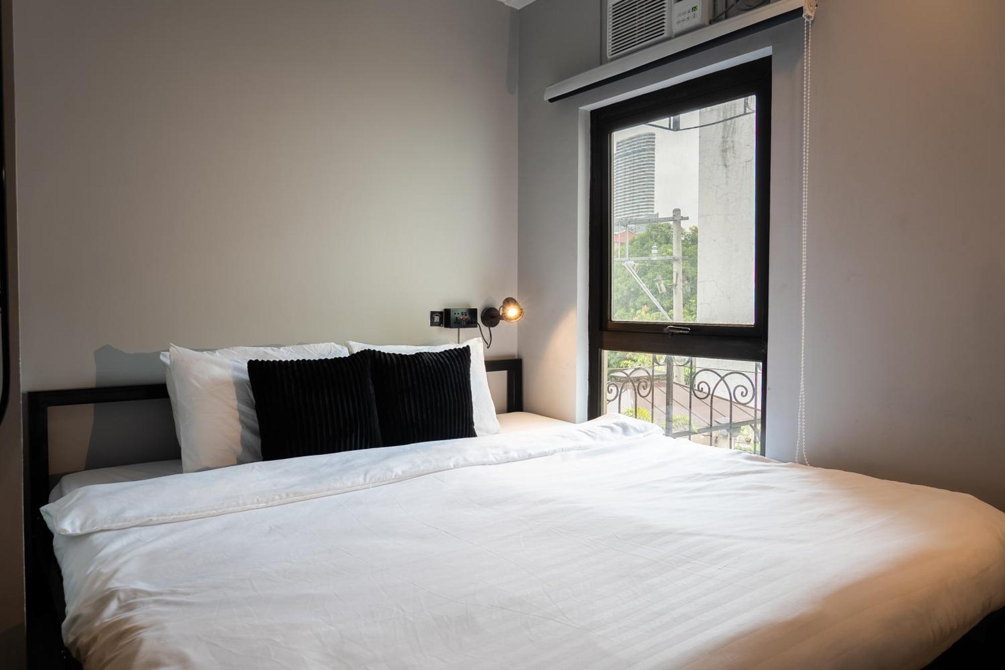 Mad Monkey Manila Hostel Μακάτι Εξωτερικό φωτογραφία